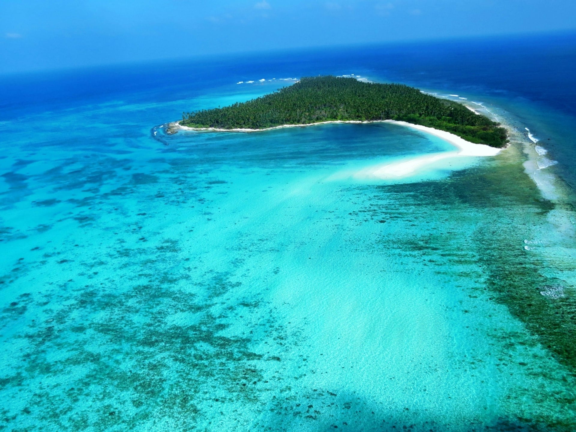 Lakshadweep Lagoon Escape