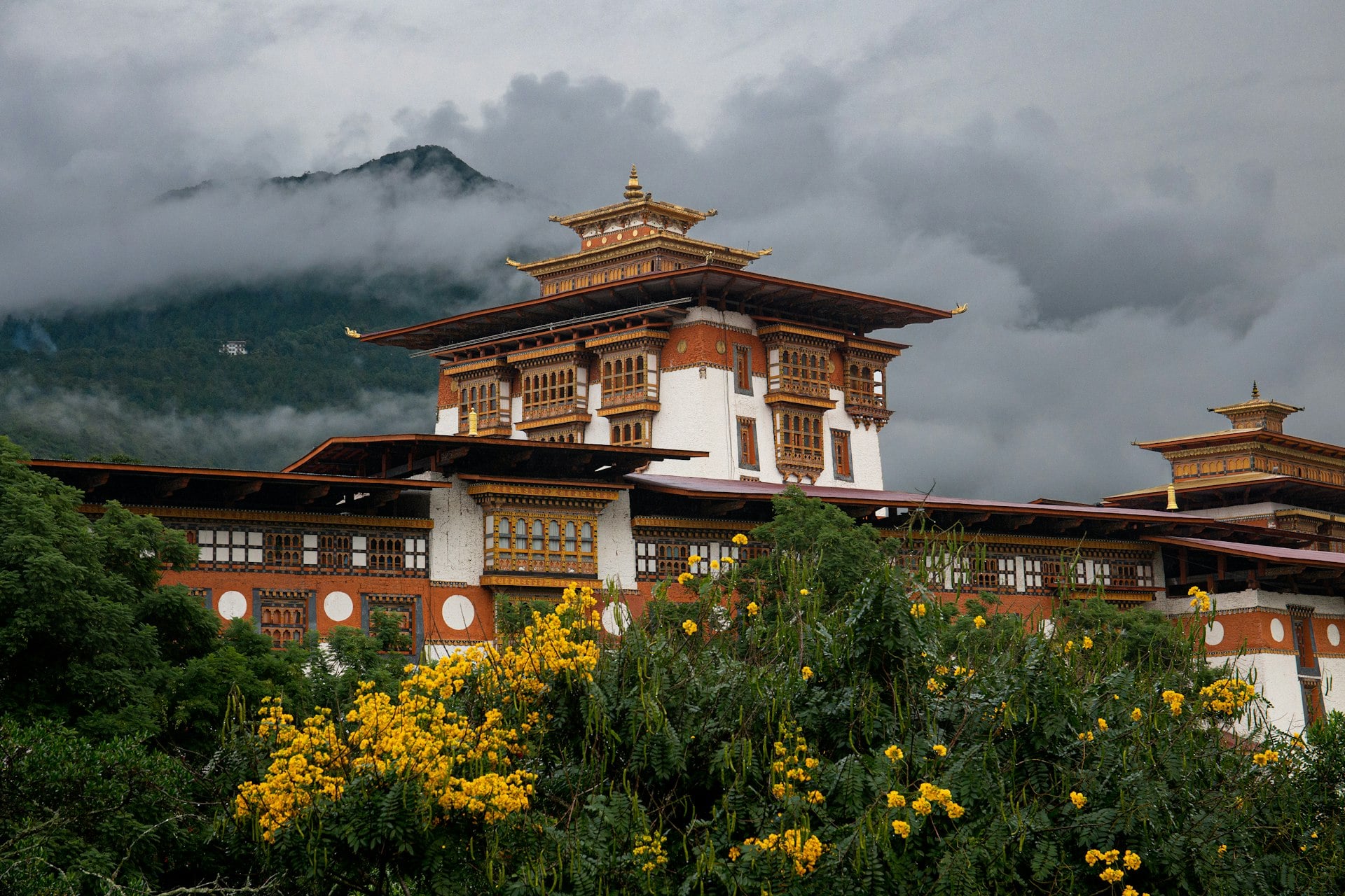 Phuentsholing, Thimphu, Wangdue / Punakha & Paro - Drive In & Drive Out